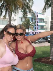 476306 03big 180x240 - Hugely busty MILF Crystal Gunns matches melons with her lesbian girlfriend